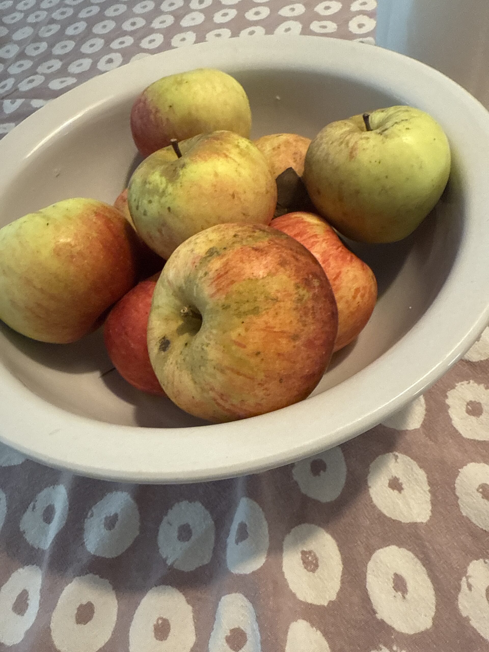 Äpple